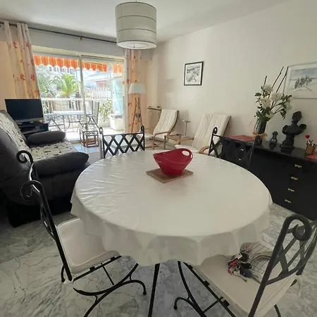 Tatil Evi Renting Spacious 1 Bedroom In Center With A Parking *